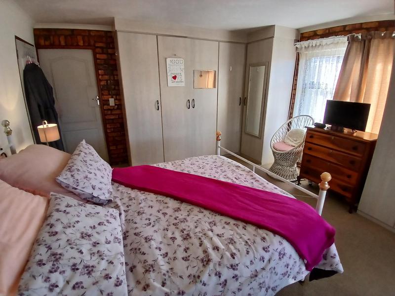 3 Bedroom Property for Sale in Stilbaai Wes Western Cape